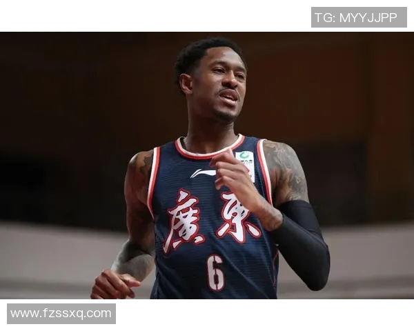 马尚布鲁克斯：从NBA新星到中国篮球的闪耀之路